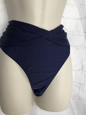 SHEKINI High-Waist Twist Bikini Bottom in Navy